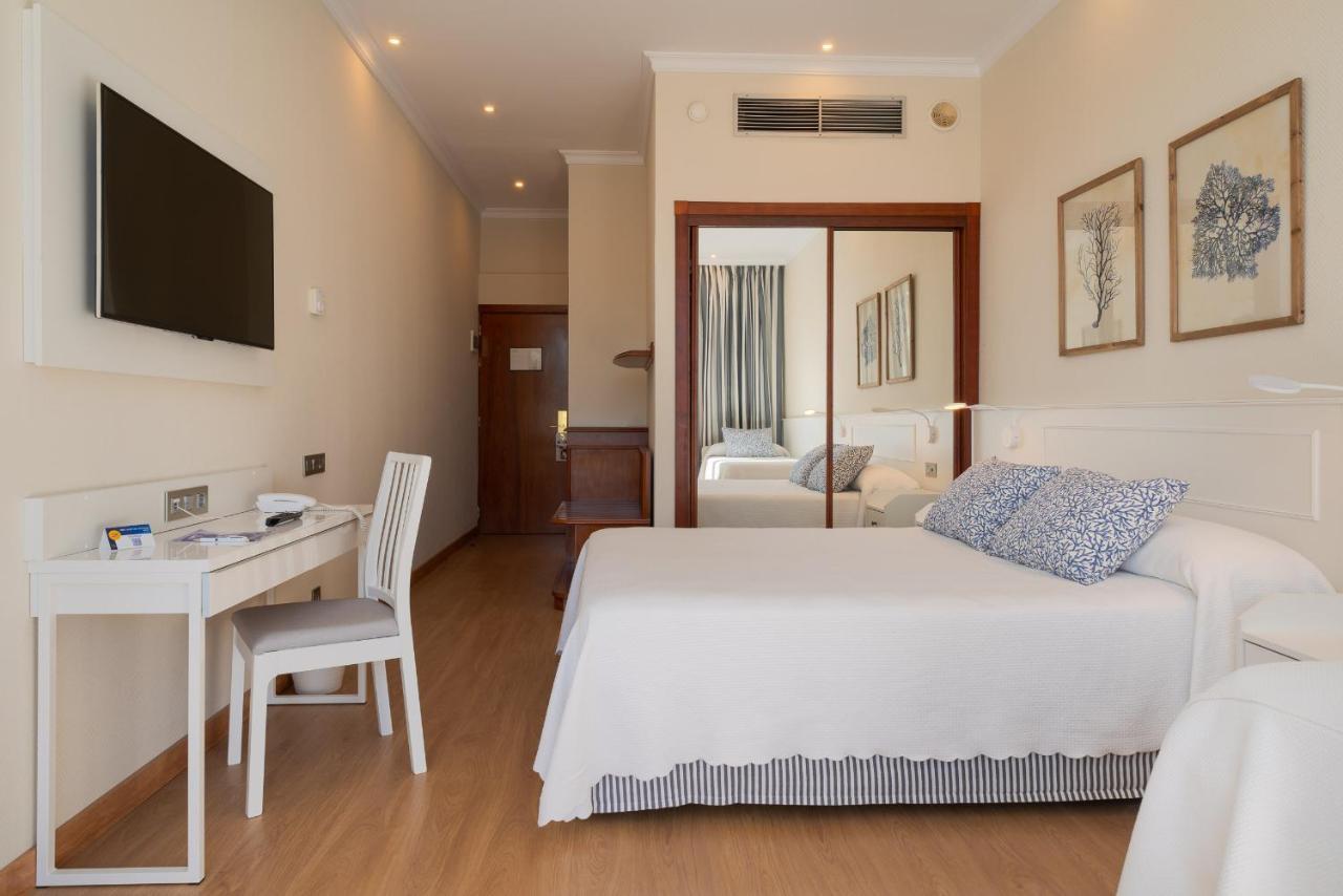 Vik San Antonio Hotel 4*